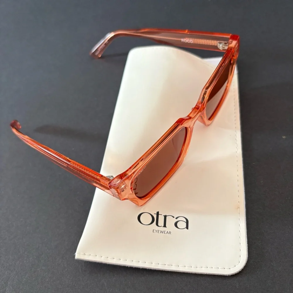 Otra Roco Retro Orange Transparent Frame Sunglasses - Picture 4 of 6